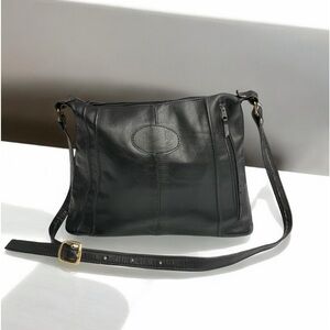 Vintage Black leather shoulder bad made in Brazil 11.25 W x 8” x 2” D